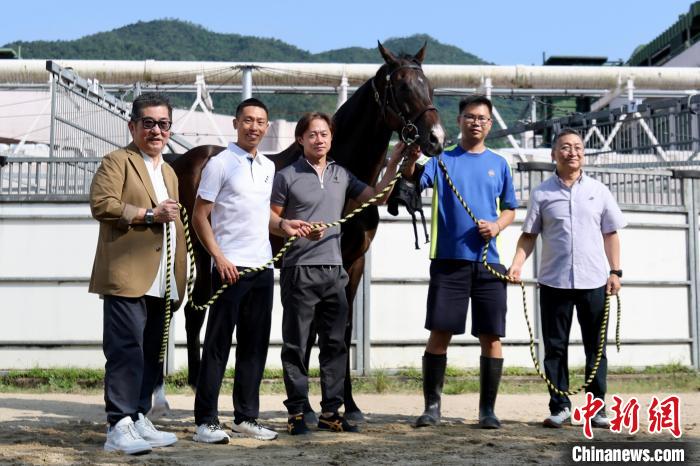 三届“香港马王”“金鎗六十”正式退役